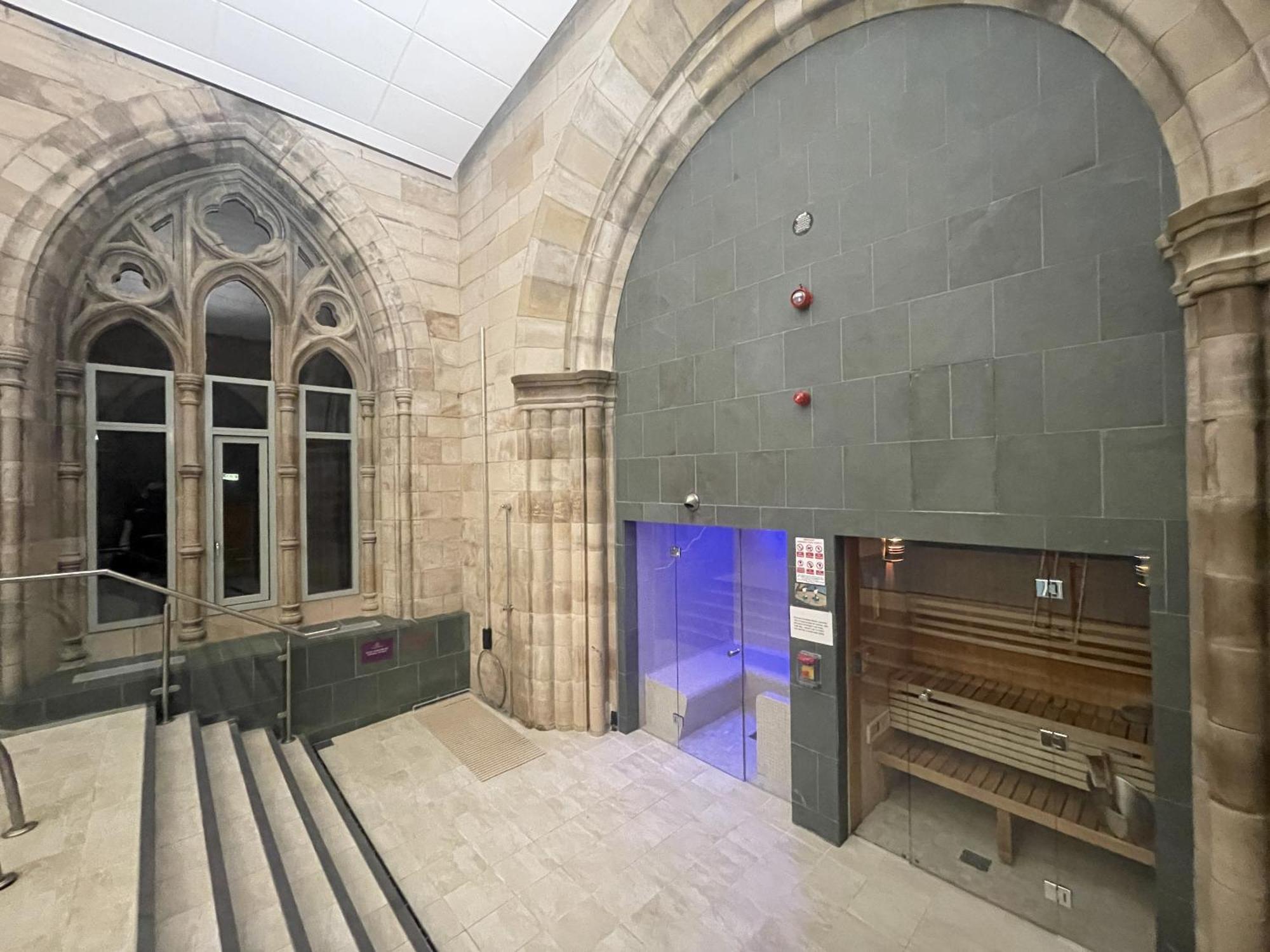 The Classrooms, Loch Ness Abbey - 142M2 Lifestyle & Heritage Apartment - Pool & Spa - The Highland Club - Resort On Lake Shores Fort Augustus Zewnętrze zdjęcie